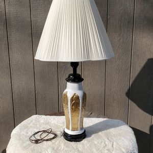 Beautiful hand painted cremic lamp and shade.